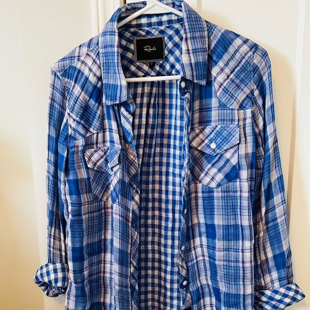 Rails Blue Plaid Long Sleeve Button Down Shirt - Size Medium